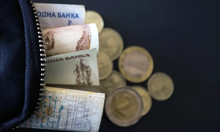 Линията на бедност стана 526 лв., минималната заплата - 933 - Tribune.bg