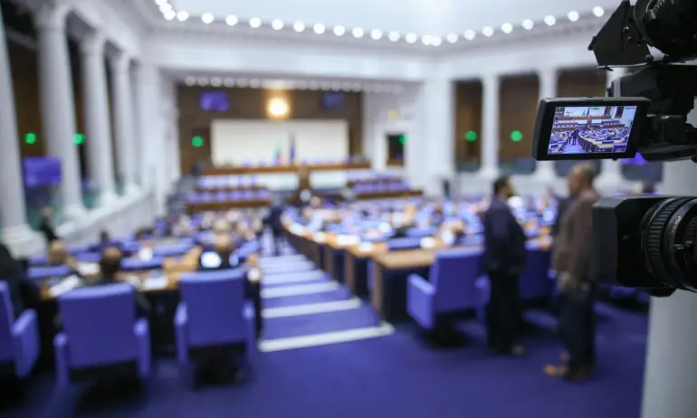 От втори път: Има кворум! Депутатите ще гласуват оставката на Росен Желязков - (ОБНОВЕНА) - Tribune.bg