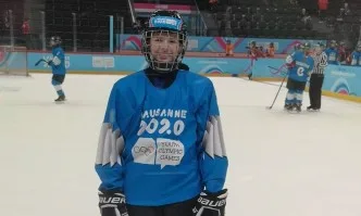 Мария Руневска и хокейнят ѝ тим са лидери в Лозана