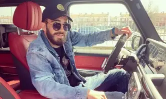 Кристиан Екмекчиян е шофьорът на разцепения джип в Пловдив - любител на скъпи коли и син на служител в КАТ (СНИМКИ)